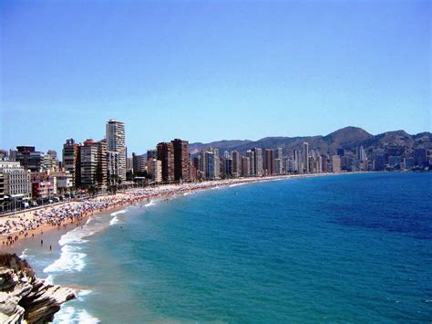 JEFFERSON WORLD TRIP: WELCOME TO BENIDORM - Spain.