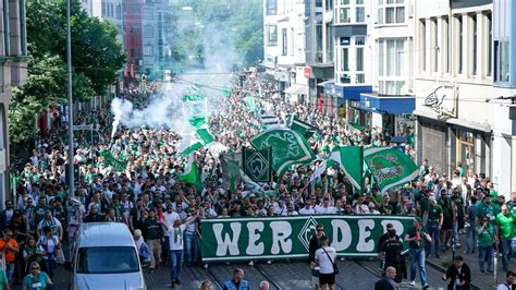 Werder Bremen: Fan-Marsch gegen Hertha BSC sorgt für viel Wirbel!