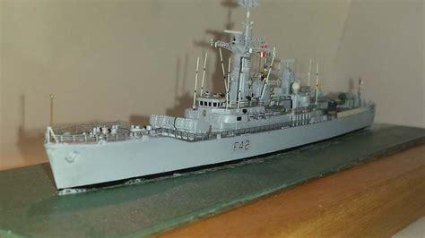 Towed Array Leander class frigate HMS Phoebe (Airfix conversion) by Paul Ellison