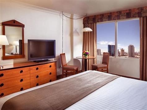 Suites & Rooms at Stratosphere Casino Hotel and Tower, Nevada