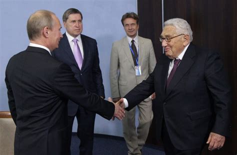 Kissinger, a longtime Putin confidant, sidles up to Trump – POLITICO