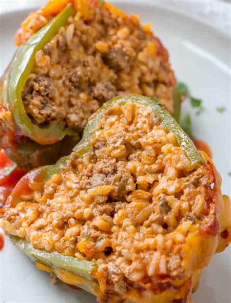 Stuffed Green Peppers {An Easy and Fast Dinnertime Meal}