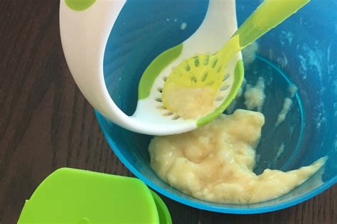 Practical Feeding Guide for Babies: Starting Solids – The Gemini Mom