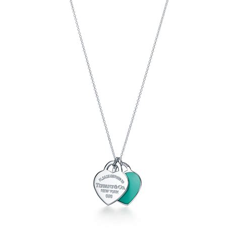 Return to Tiffany™ Tiffany Blue Double Heart Tag Pendant in Silver, Small | Tiffany & Co. Malaysia