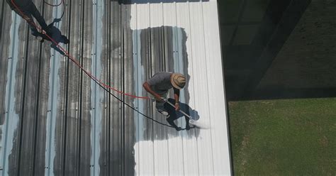 Easy Guide To Applying Elastomeric Roof Coating