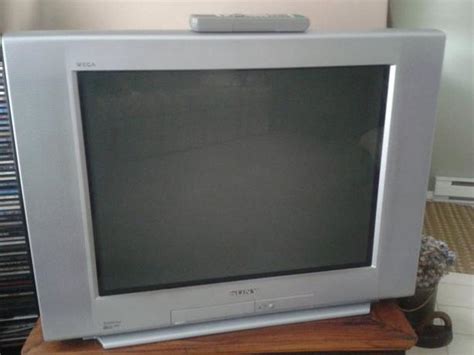 27" Sony Trinitron CRT Central Saanich, Victoria