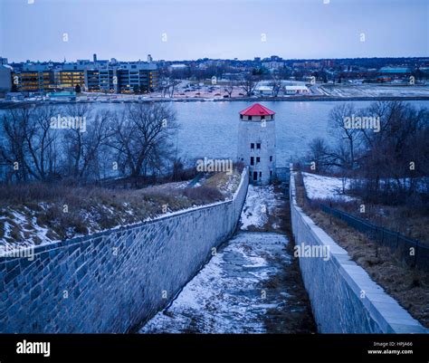 Kingston Ontario Winter High Resolution Stock Photography and Images ...