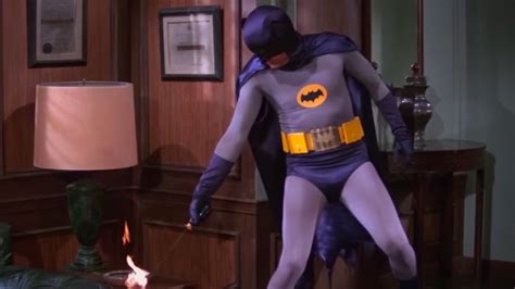 Infographic: The History of Batman's Utility Belt — GeekTyrant