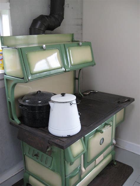 Wood Cookstove Cooking: Cleaning a Woodburning Cookstove