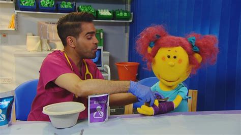 BBC - CBeebies - Get Well Soon Hospital, Plaster Cast