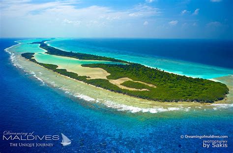 Aerial Photo Gallery of Maldives Amazing Island Shapes