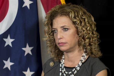 Emails That Helped Cost DNC Chief Debbie Wasserman Schultz Her Job Show ...