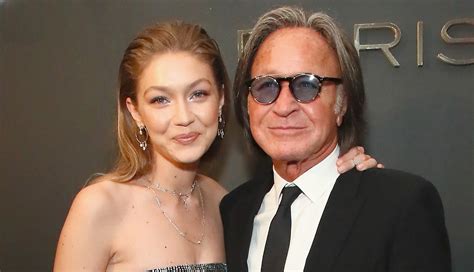 Gigi Hadid’s Dad Hides Her Baby Bump with an Emoji in New Photo | Gigi ...