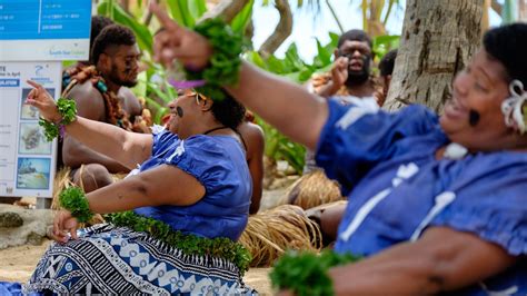 Meke performances | Awesome Adventures Fiji