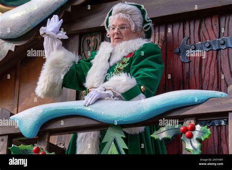 Mrs. Claus seen on Santas Sleigh float during the 95th Annual Macy's ...