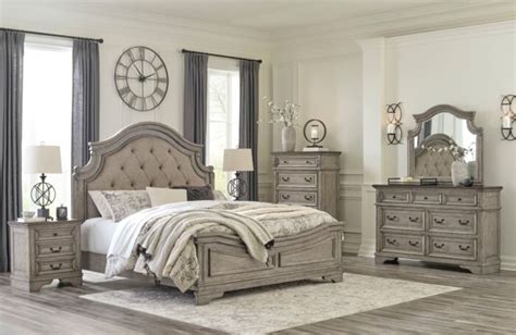 Lodenbay King Bedroom Set by Ashley - Furniture Queen