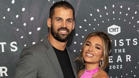 Jessie James Decker Husband: Eric Decker Job, Net Worth, More | Life & Style