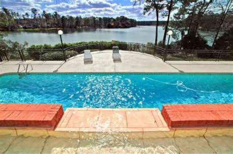 Stunning Pool View in Tallahassee