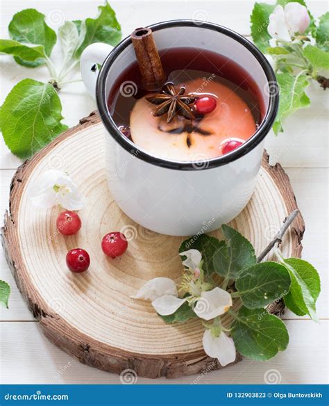 Apple Tea Cinnamon Anis, Flowers Berries Stock Image - Image of cranberry, food: 132903823