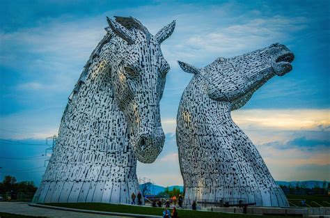 Fotos gratis : Monumento, estatua, punto de referencia, azul, escultura, caballos, art, Escocia ...