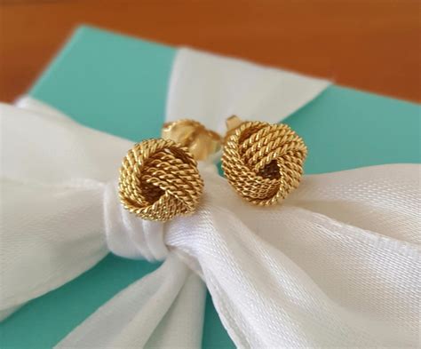 Tiffany & Co. 18ct Yellow Gold Knot Earrings with Gift Receipt and Pac – Catherine Trenton Jewellery