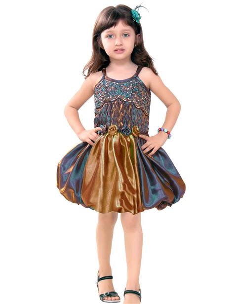 Latest Collection of Clothes for Kids: Cute Kids Latest Fashion Dress