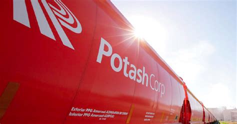 Agrium, Potash merging to create fertilizer giant