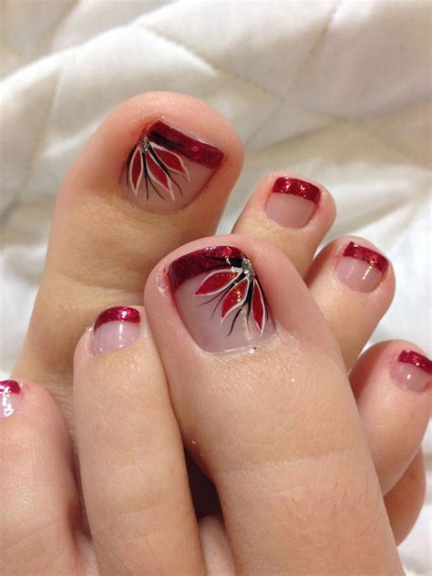 classic french nails Classy #frenchtipnaildesigns | Simple toe nails, Pedicure nail art ...