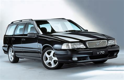 A Visual Chronicle of the Volvo Station Wagon - Sharp Magazine