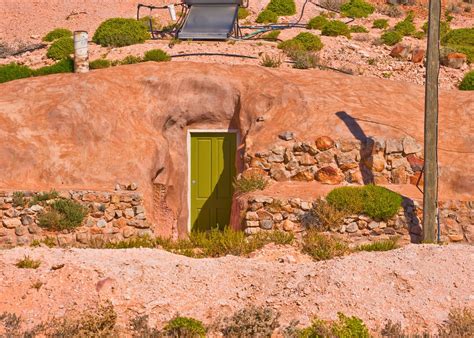 Viki Notes: Coober Pedy: Amazing Underground City in South Australia