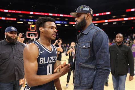 Lakers Video: LeBron James Works Out With Sons Bronny & Bryce At ...