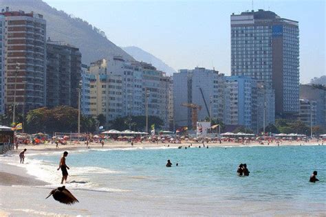 Copacabana's Best Beach Bars: Nightlife in Rio de Janeiro