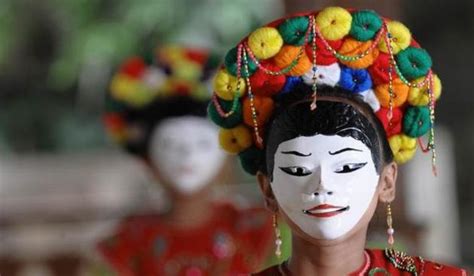 Betawi Mask Dancer | Jakarta Hotels