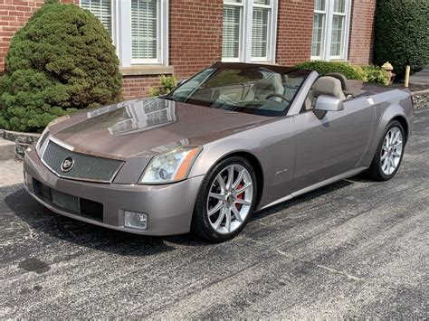 2004 Cadillac XLR Convertible for Sale at Auction - Mecum Auctions