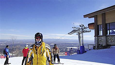 Borderline skiing in Changbaishan, China | The Star