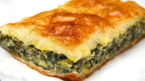 Spanakopita (Greek Spinach Pie)