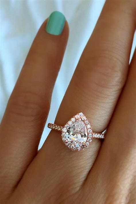 27 Stunning Pear Shaped Engagement Rings | Oh So Perfect Proposal