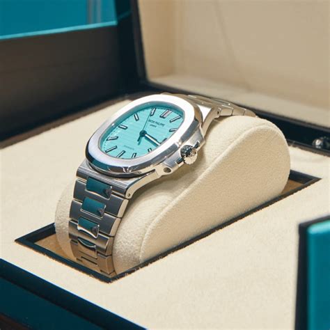 Buying Guide - Alternatives to the Tiffany-Blue Dial Patek Philippe 5711