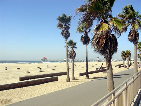 Huntington Beach, California - A Tale of Two Cities: Places to Visit