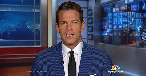 MSNBC cancels gay anchor Thomas Roberts’ show, but won’t say why they did it / LGBTQ Nation