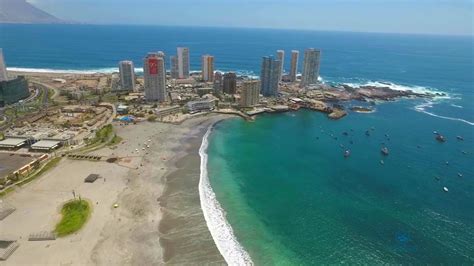 Iquique Playas / Playa Cavancha Iquique Surfing Guide Best Spots Seasons To Surf Playa Cavancha ...