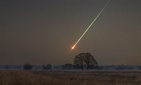 'Feisty' Asteroid Hits Earth And Explodes After Rocketing Through Planet's Atmosphere - Watch ...