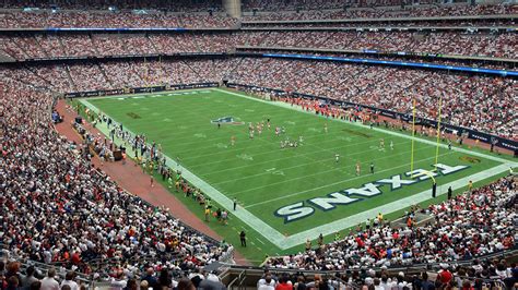 Texans ditching grass field for artificial surface at NRG