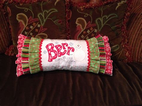 Brrr... ruffle pillow; Kimberbell design (Nov 2014) | Applique pillows ...