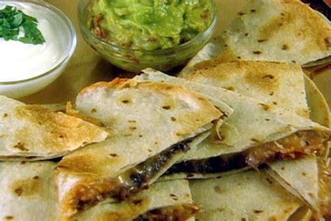 Black Bean Quesadilla Recipe | Sandra Lee | Food Network