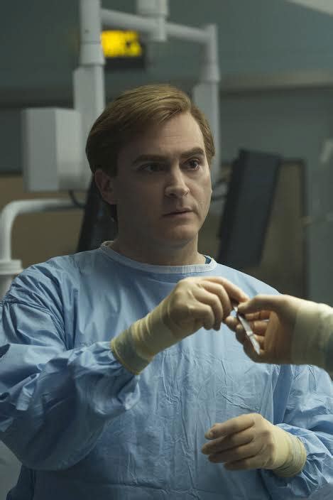 Alum Michael Stuhlbarg brings Dr. West to life in ‘Doctor Strange ...