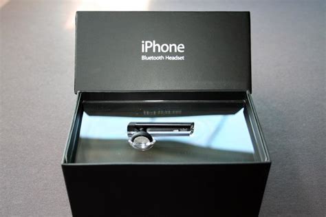 Review: Apple iPhone Bluetooth Headset