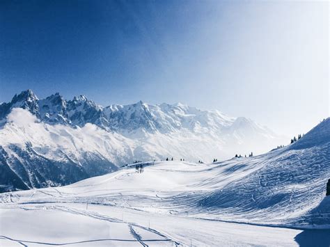 Geneva's Snowy Gems: 7 Amazing Ski Resorts to Explore