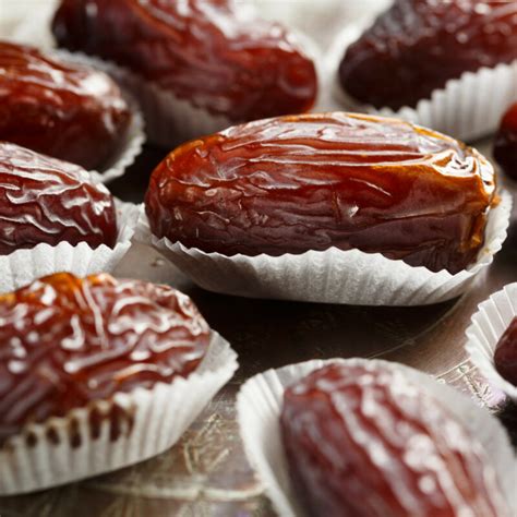 Organic Medjool Dates - Wholefood & Organic | The Spice Library