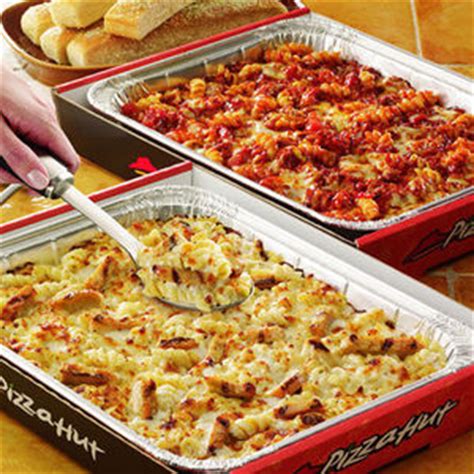 Pizza Hut Tuscani Pasta-Creamy Chicken Alfredo Reviews – Viewpoints.com